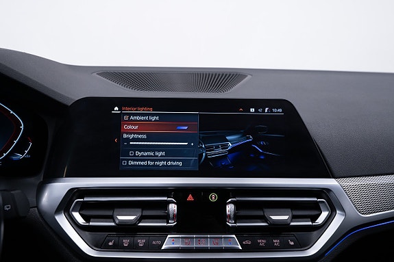 BMW 320i 25 of 26