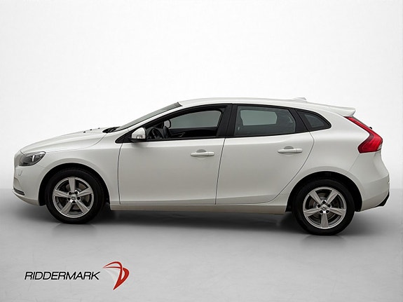 Volvo V40 4 of 30