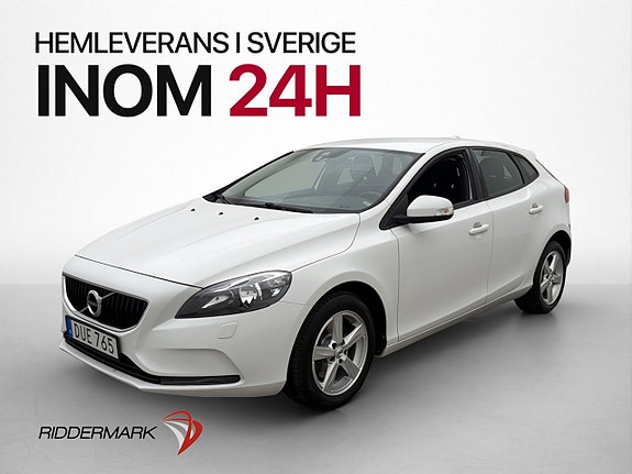 Volvo V40 3 of 30