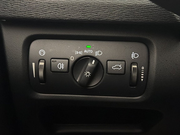 Volvo V40 25 of 30