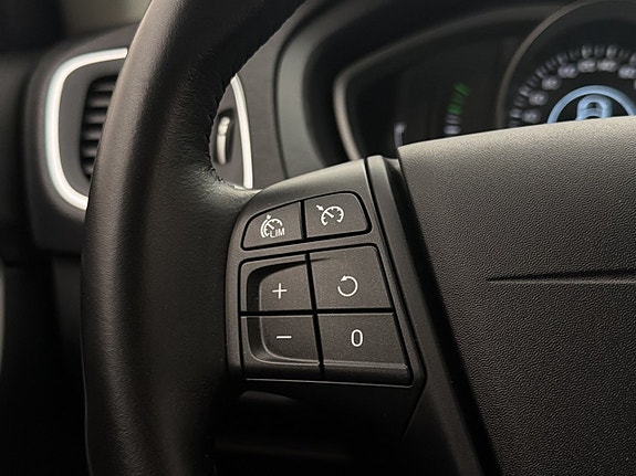 Volvo V40 18 of 30