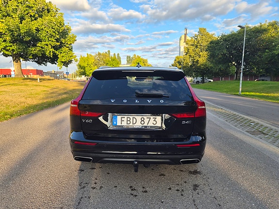 Volvo V60 Cross Country 10 of 11