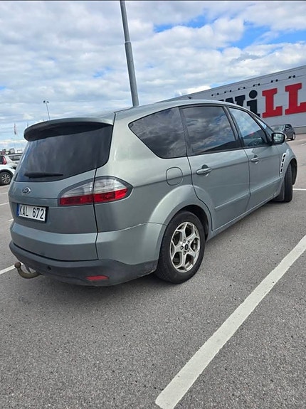 Ford S-MAX 3 of 7