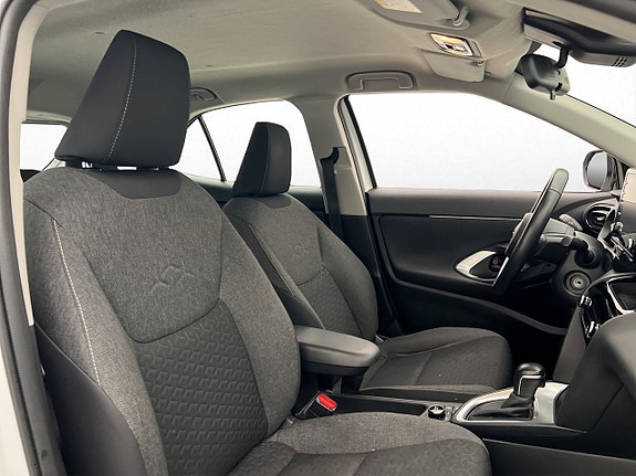 Toyota Yaris Cross 14 of 30