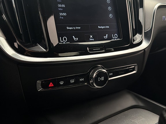 Volvo S60 27 of 30