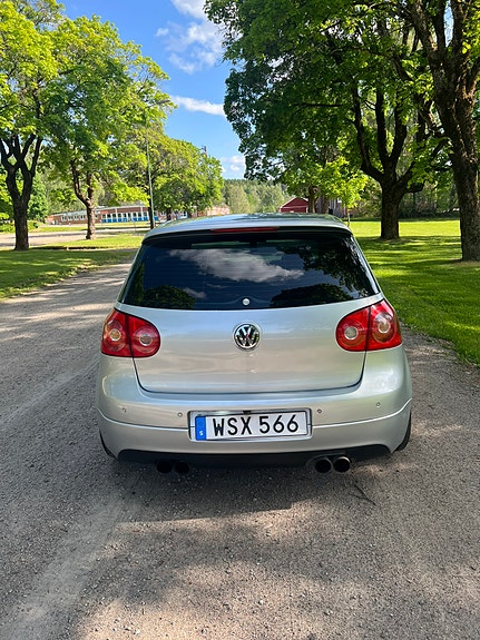 Volkswagen Golf V 6 of 11