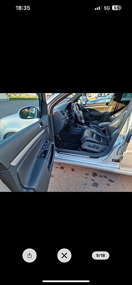 Volkswagen Golf V 9 of 11