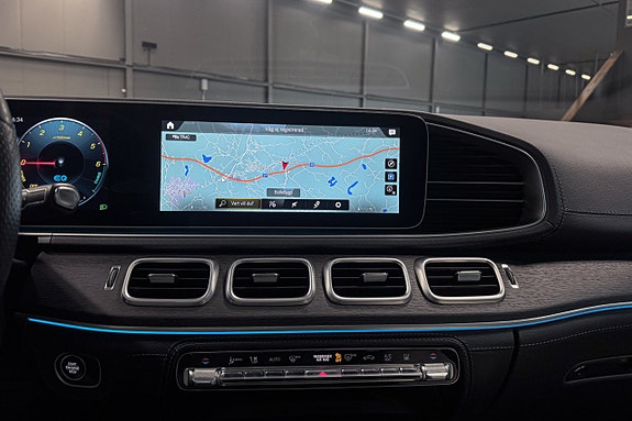 Mercedes-Benz GLE350 de 15 of 22