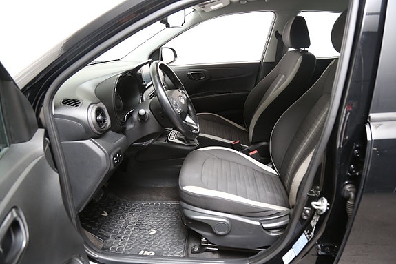 Hyundai i10 10 of 24