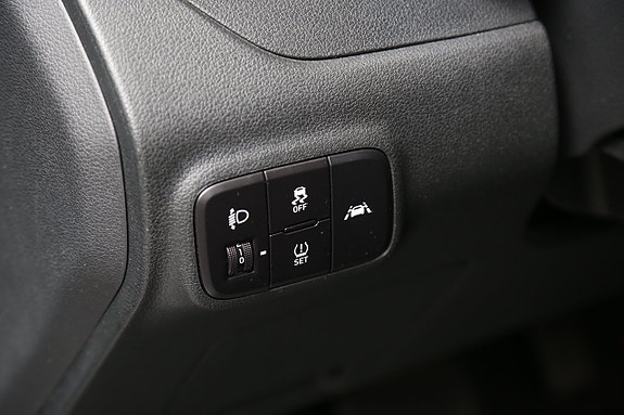 Hyundai i10 12 of 24