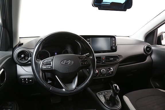 Hyundai i10 13 of 24