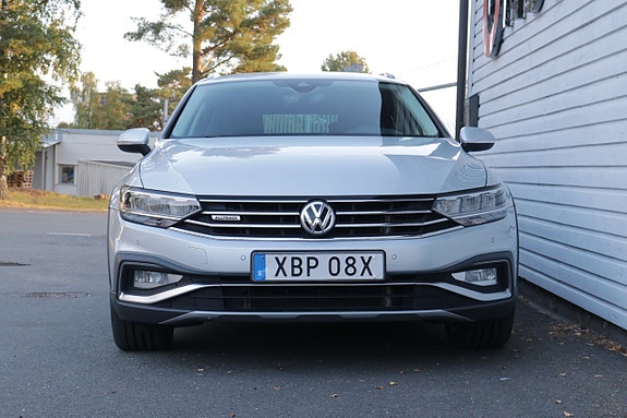 Volkswagen Passat Alltrack 29 of 30