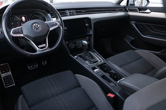 Volkswagen Passat Alltrack 19 of 30