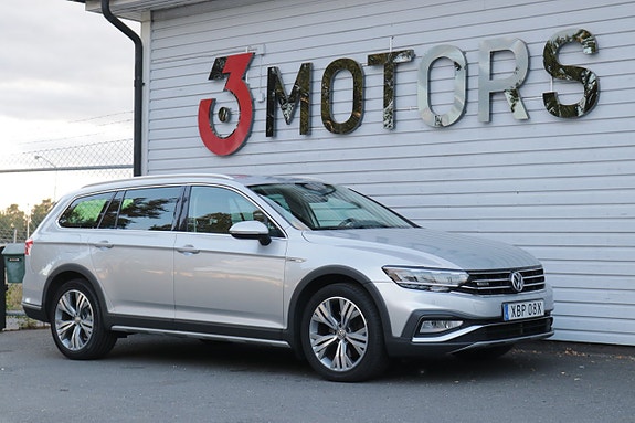 Volkswagen Passat Alltrack 28 of 30