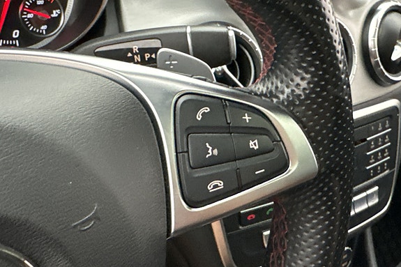 Mercedes-Benz CLA200 20 of 27