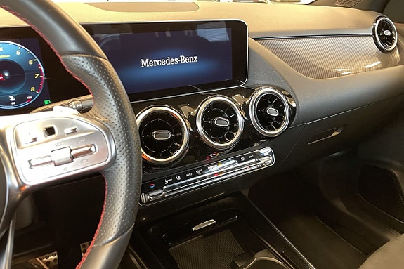 Mercedes-Benz GLA250+ 12 of 13