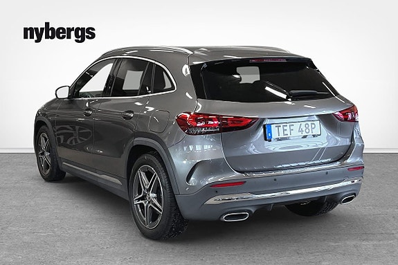 Mercedes-Benz GLA250+ 3 of 13