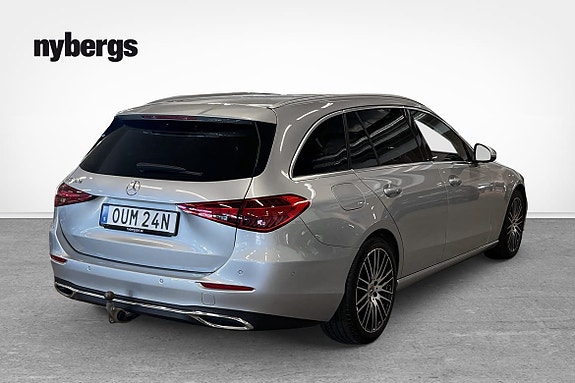 Mercedes-Benz C220 4 of 12