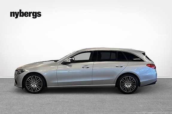 Mercedes-Benz C220 2 of 12