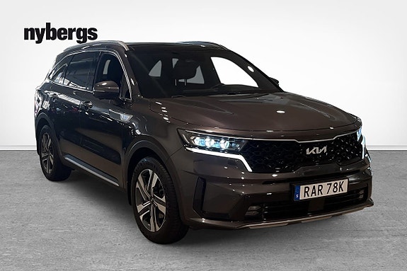 Kia Sorento 5 of 17