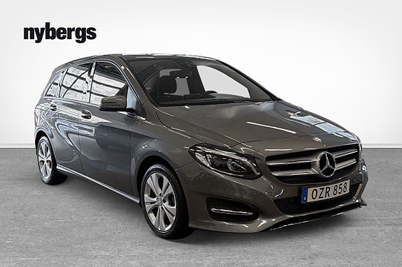 Mercedes-Benz B180 5 of 16