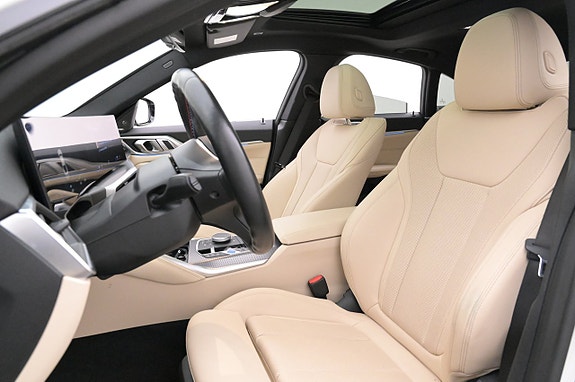 BMW i4 11 of 27