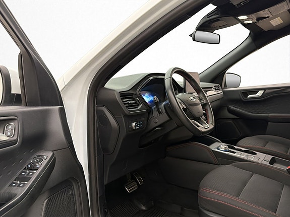 Ford Kuga 13 of 30