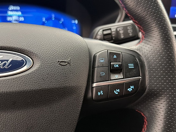 Ford Kuga 24 of 30