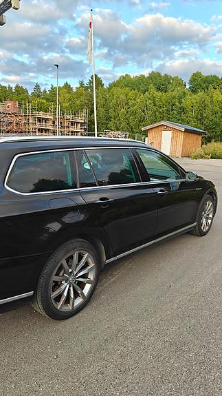 Volkswagen Passat 3 of 5
