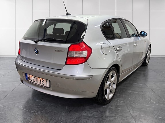 BMW 120i 6 of 13