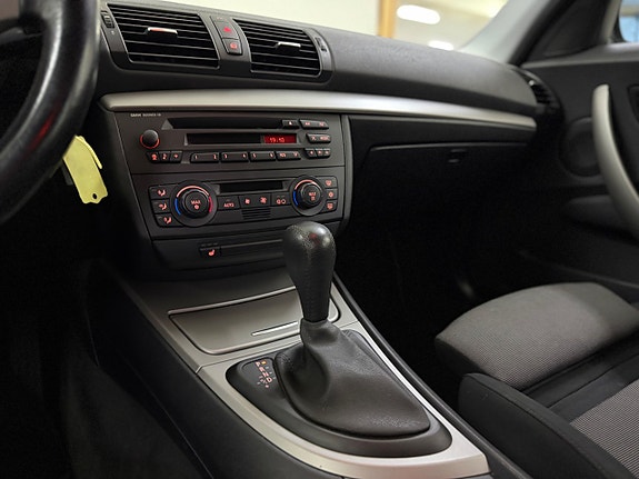 BMW 120i 11 of 13