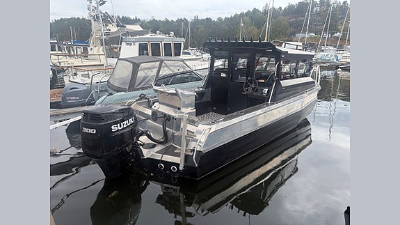 Dominator 750 XL 5 of 16