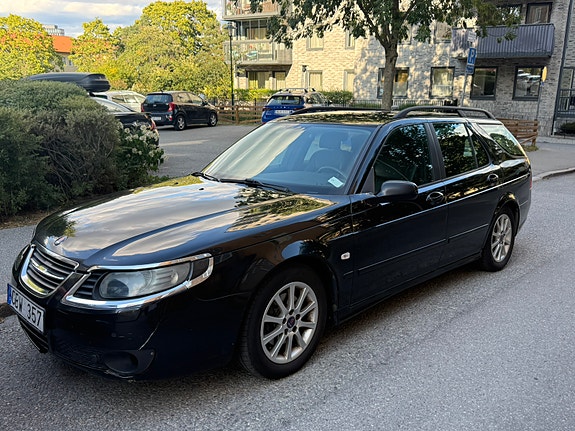 Saab 9-5 3 of 4
