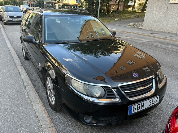 Saab 9-5 2 of 4