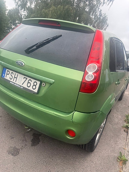 Ford Fiesta 7 of 10