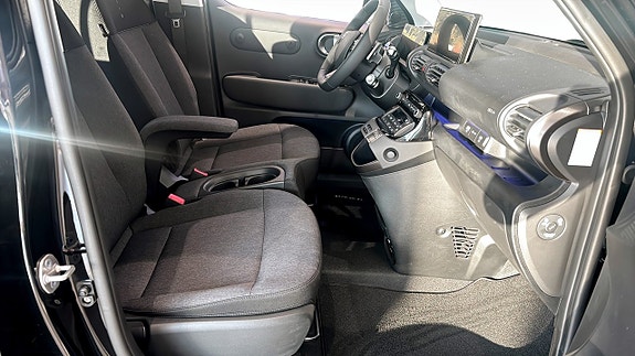 Hyundai Inster 3 of 12