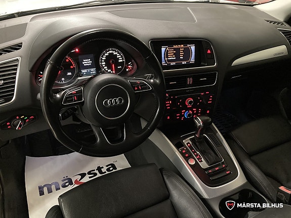 Audi Q5 12 of 17