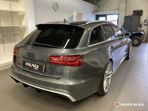 Audi RS6 3 of 17