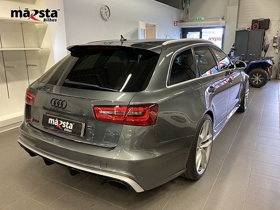Audi RS6 3 of 17