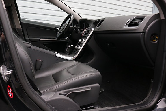 Volvo V60 15 of 20
