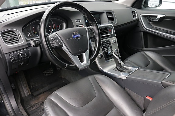 Volvo V60 8 of 20
