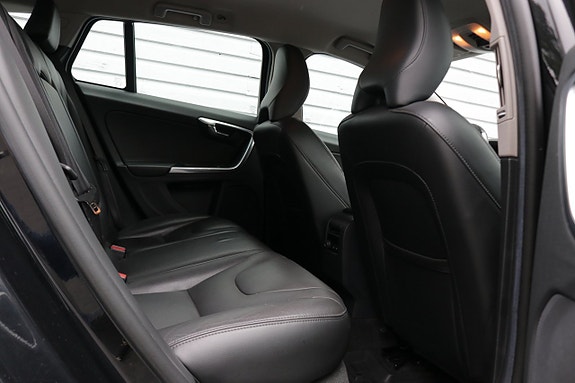 Volvo V60 16 of 20