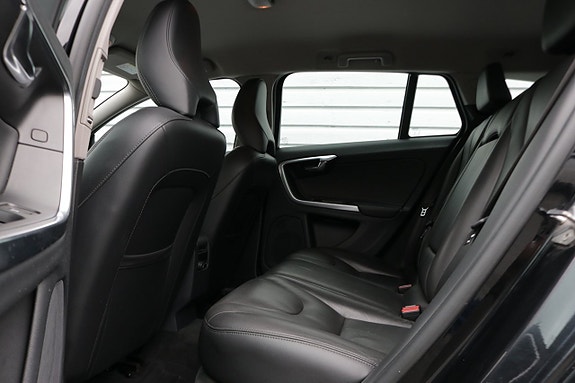 Volvo V60 17 of 20