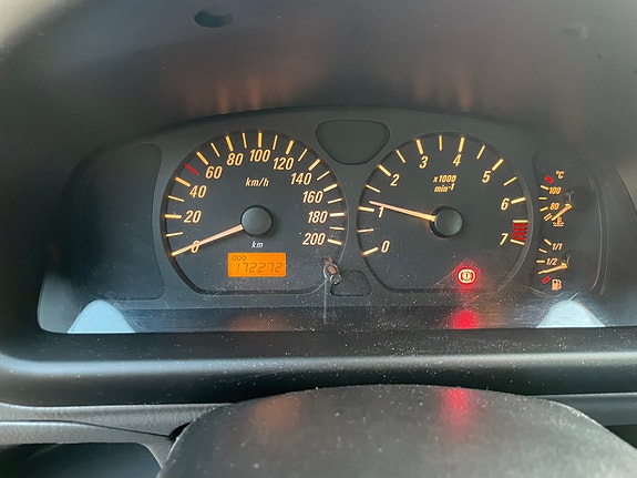 Opel Agila 7 of 8
