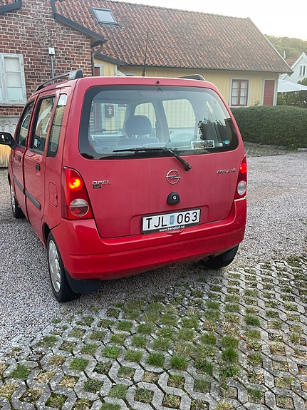 Opel Agila 4 of 8