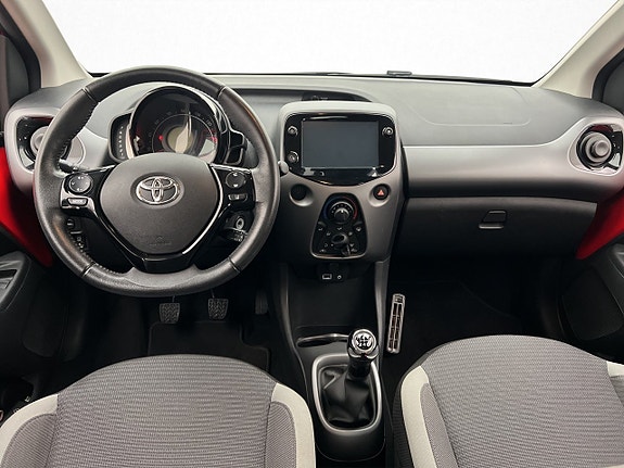 Toyota Aygo 12 of 29