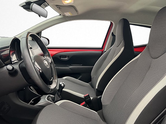 Toyota Aygo 11 of 29