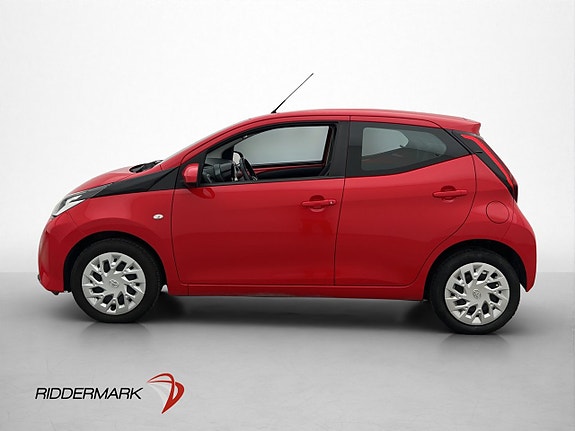 Toyota Aygo 4 of 29