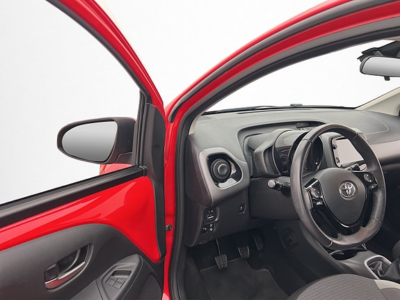 Toyota Aygo 10 of 29