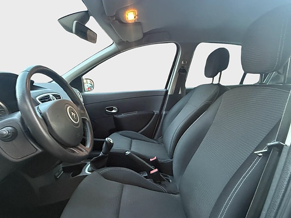 Renault Clio 7 of 7